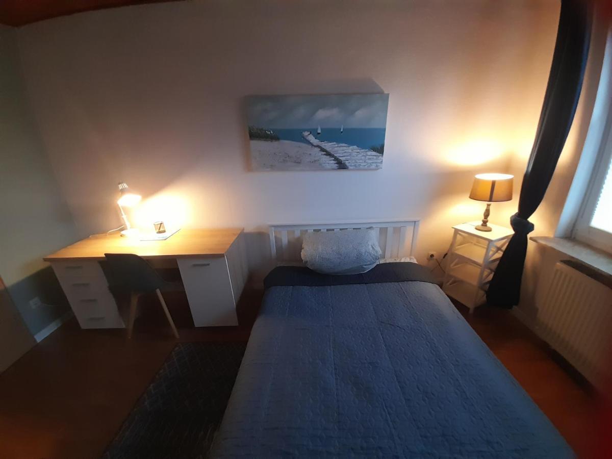 Apartment Am Waldrand 1 Person ,Gemuetlich, Nichtraucher إتسهويه المظهر الخارجي الصورة